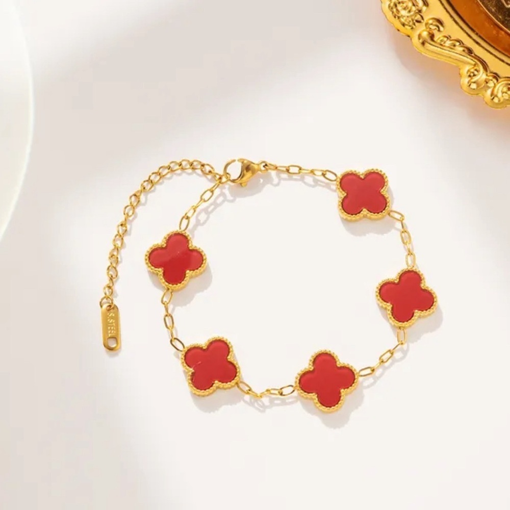 Red clover bracelet - Picture 2 of 2